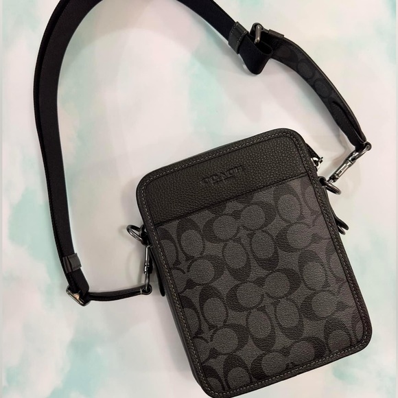 Coach Sullivan Crossbody - Picture 1 of 2